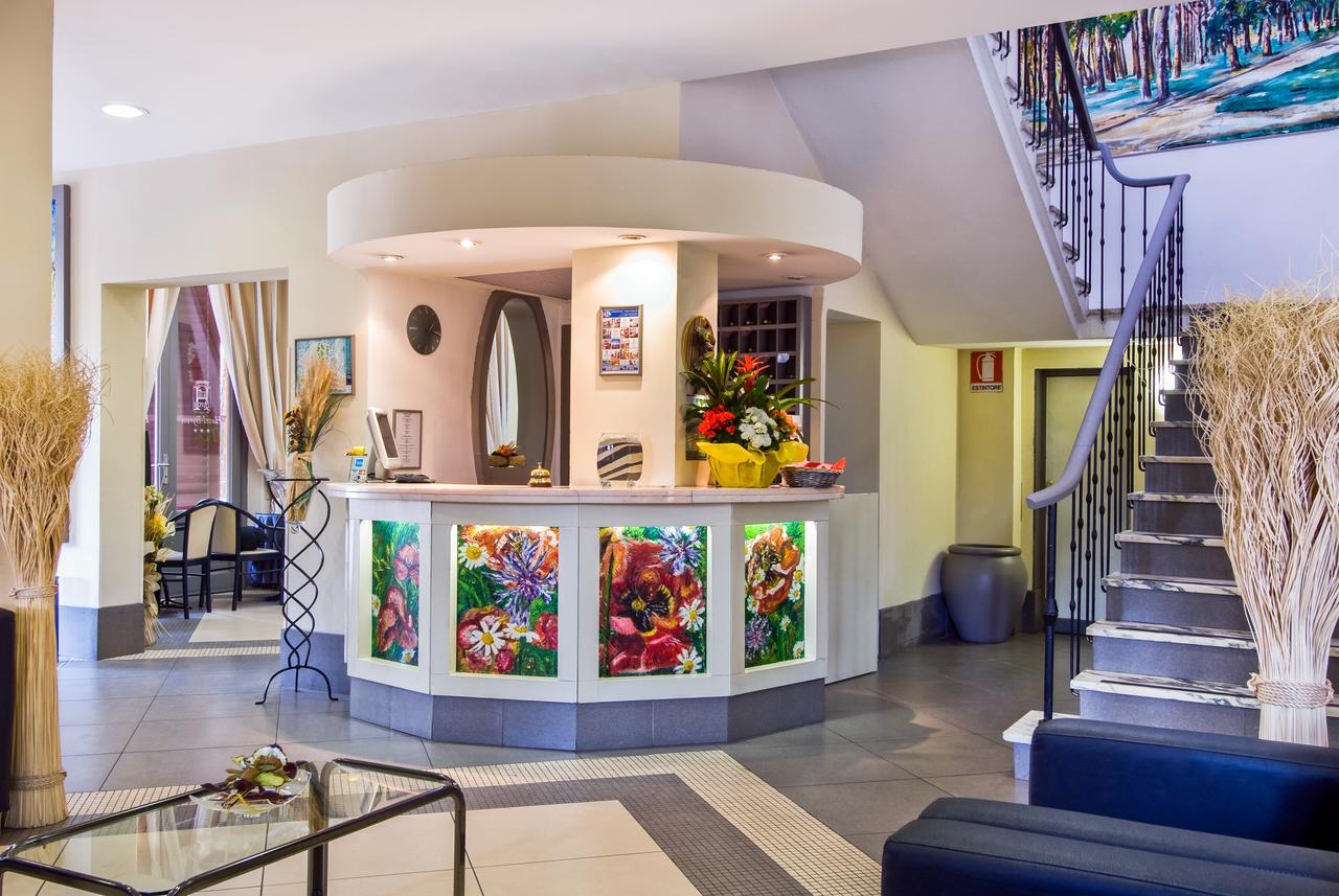 Hotel Byron Montecatini Terme Exterior photo